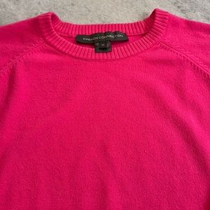 Beautiful bright pink sweater M